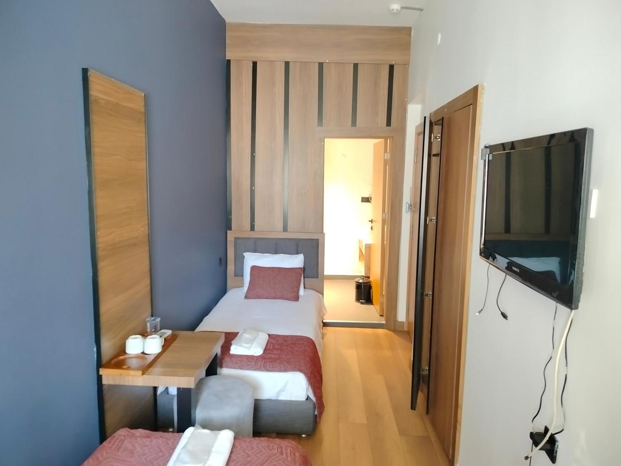 Besiktas Konuk Evi Hotel イスタンブール エクステリア 写真